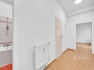 Prodej bytu 2+1, Praha - Strašnice, Na stezce, 40 m2