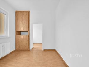 Prodej bytu 2+1, Praha - Strašnice, Na stezce, 40 m2