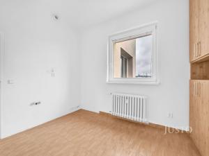 Prodej bytu 2+1, Praha - Strašnice, Na stezce, 40 m2