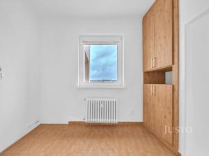Prodej bytu 2+1, Praha - Strašnice, Na stezce, 40 m2