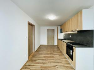 Pronájem bytu 2+1, Uničov, Masarykovo nám., 69 m2