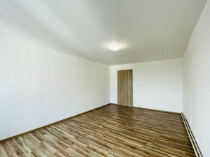 Pronájem bytu 2+1, Uničov, Masarykovo nám., 69 m2