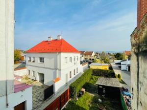 Pronájem bytu 2+1, Uničov, Masarykovo nám., 69 m2