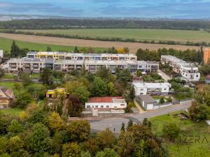 Prodej obchodního prostoru, Praha - Dolní Počernice, Nad rybníkem, 223 m2