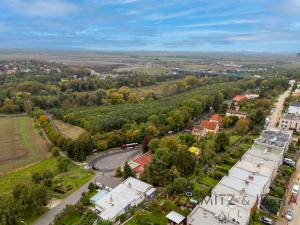 Prodej obchodního prostoru, Praha - Dolní Počernice, Nad rybníkem, 223 m2