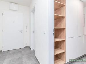 Pronájem bytu 4+kk, Praha - Žižkov, Malešická, 40 m2