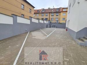 Pronájem garáže, Praha - Motol, Podhorská, 15 m2