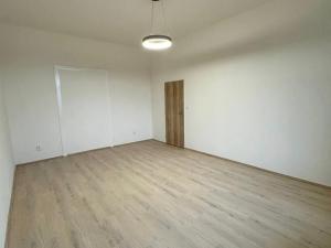 Pronájem bytu 2+1, Praha - Vysočany, Jandova, 50 m2