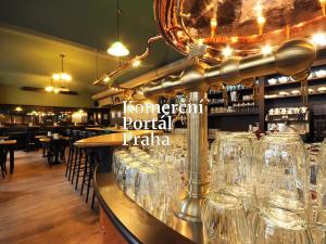 Pronájem restaurace, Praha - Smíchov, Radlická, 488 m2