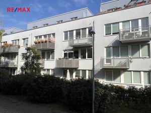 Prodej bytu 1+kk, Praha - Hostavice, U Hostavického potoka, 36 m2