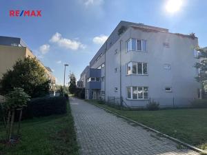 Prodej bytu 1+kk, Praha - Hostavice, U Hostavického potoka, 36 m2