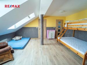 Prodej rodinného domu, Zájezd, 360 m2