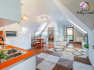 Prodej bytu 3+kk, Jesenice, Lomená, 108 m2