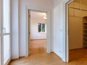 Prodej vily, Praha - Modřany, Rozvodova, 326 m2