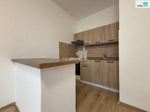 Pronájem bytu 2+kk, Česká Lípa, U Nemocnice, 40 m2