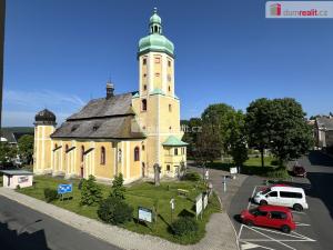 Prodej bytu 2+kk, Horní Blatná, náměstí Sv. Vavřince, 56 m2