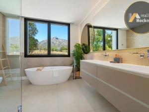 Prodej vily, Marbella, Španělsko, 611 m2