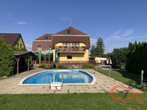 Prodej ubytování, Čechy pod Kosířem, náměstí Svobody, 331 m2