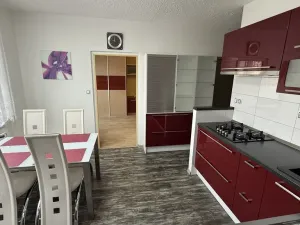 Pronájem bytu 3+1, Třebíč, Dr. Holubce, 74 m2