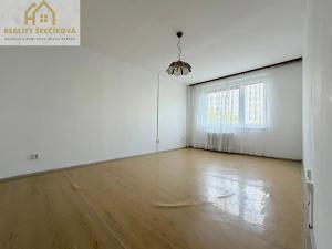 Pronájem bytu 1+1, Hradec Králové, třída Edvarda Beneše, 41 m2