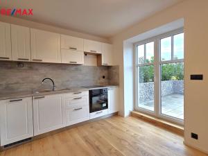 Pronájem bytu 2+kk, Všenory, Ke Hřbitovu, 39 m2