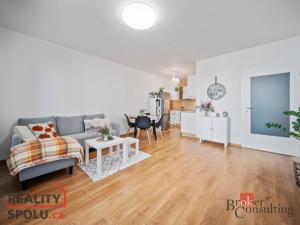 Prodej bytu 2+kk, Hradec Králové - Nový Hradec Králové, Antonína Petrofa, 54 m2