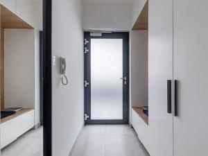 Pronájem bytu 2+kk, Praha - Karlín, Thámova, 60 m2