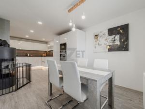 Prodej rodinného domu, Bítov, 200 m2