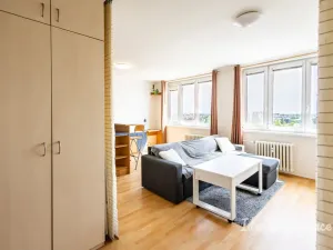 Pronájem bytu 1+kk, Praha - Letňany, Třinecká, 39 m2