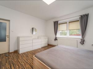 Prodej rodinného domu, Tachov - Oldřichov, 220 m2