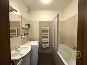 Prodej bytu 2+kk, Olomouc, Janského, 68 m2