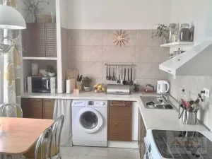 Prodej bytu 3+1, Broumov, U Větrolamu, 74 m2