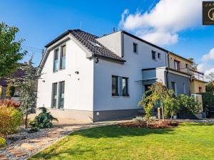 Pronájem rodinného domu, Kladno, A. Dvořáka, 242 m2