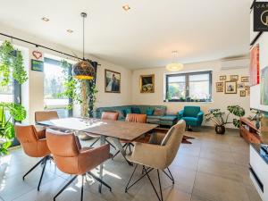 Pronájem rodinného domu, Kladno, A. Dvořáka, 242 m2