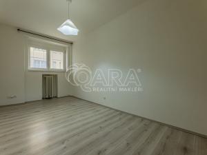 Pronájem bytu 3+1, Praha - Vinohrady, Soběslavská, 84 m2