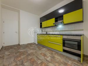 Pronájem bytu 3+1, Praha - Vinohrady, Soběslavská, 84 m2