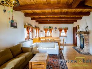 Prodej rodinného domu, Stožec, 211 m2