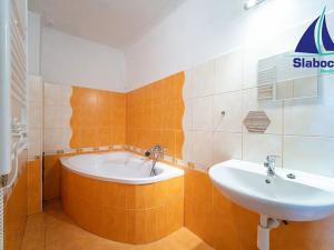 Prodej chalupy, Volenice, 140 m2