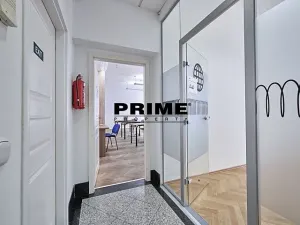 Pronájem kanceláře, Praha - Nové Město, Soukenická, 212 m2