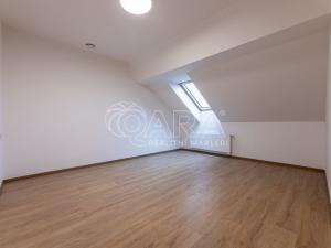 Pronájem bytu 2+kk, Praha - Karlín, Křižíkova, 49 m2