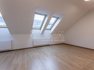 Pronájem bytu 2+kk, Praha - Karlín, Křižíkova, 49 m2