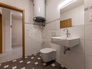 Pronájem bytu 2+kk, Praha - Karlín, Křižíkova, 49 m2
