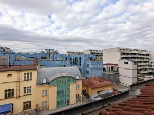 Pronájem bytu 2+kk, Praha - Karlín, Křižíkova, 49 m2