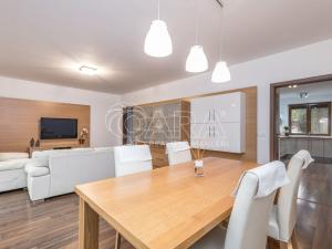 Prodej rodinného domu, Zbuzany, Lomená, 162 m2