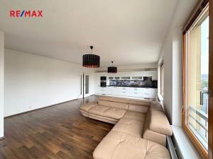 Prodej bytu 3+kk, Praha - Hloubětín, Modrého, 85 m2