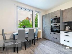 Prodej bytu 1+1, Plzeň, Komenského, 36 m2