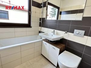 Pronájem rodinného domu, Králův Dvůr, Větrná, 80 m2