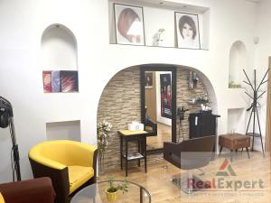 Pronájem komerční nemovitosti, Praha - Smíchov, Štefánikova, 42 m2