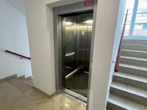 Pronájem bytu 2+kk, Praha - Zličín, Sazovická, 49 m2