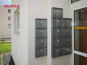 Pronájem bytu 3+kk, Velký Osek, U hřiště, 76 m2